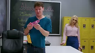 Passionate female teacher finds out this dude is attracted to her